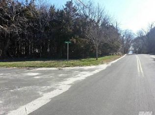 50 Bunny Ln, New Suffolk, NY 11956