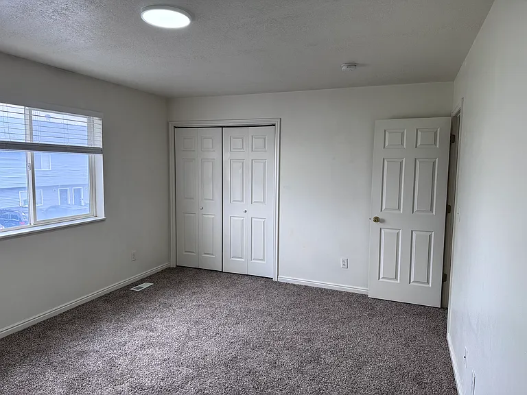 2455 W 450 N #3 — Photo 15