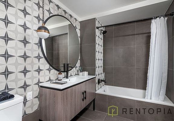 5th image of 340 Evergreen Ave #407