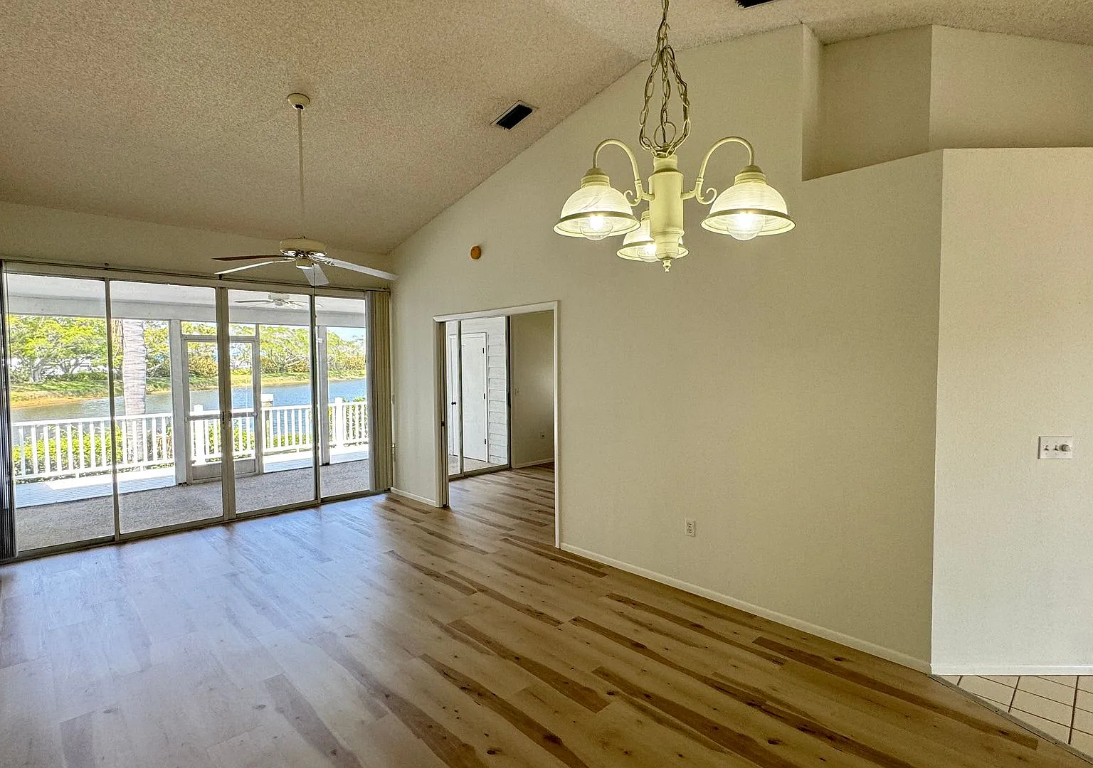 Unfurnished Annual Rental Available — Photo 4