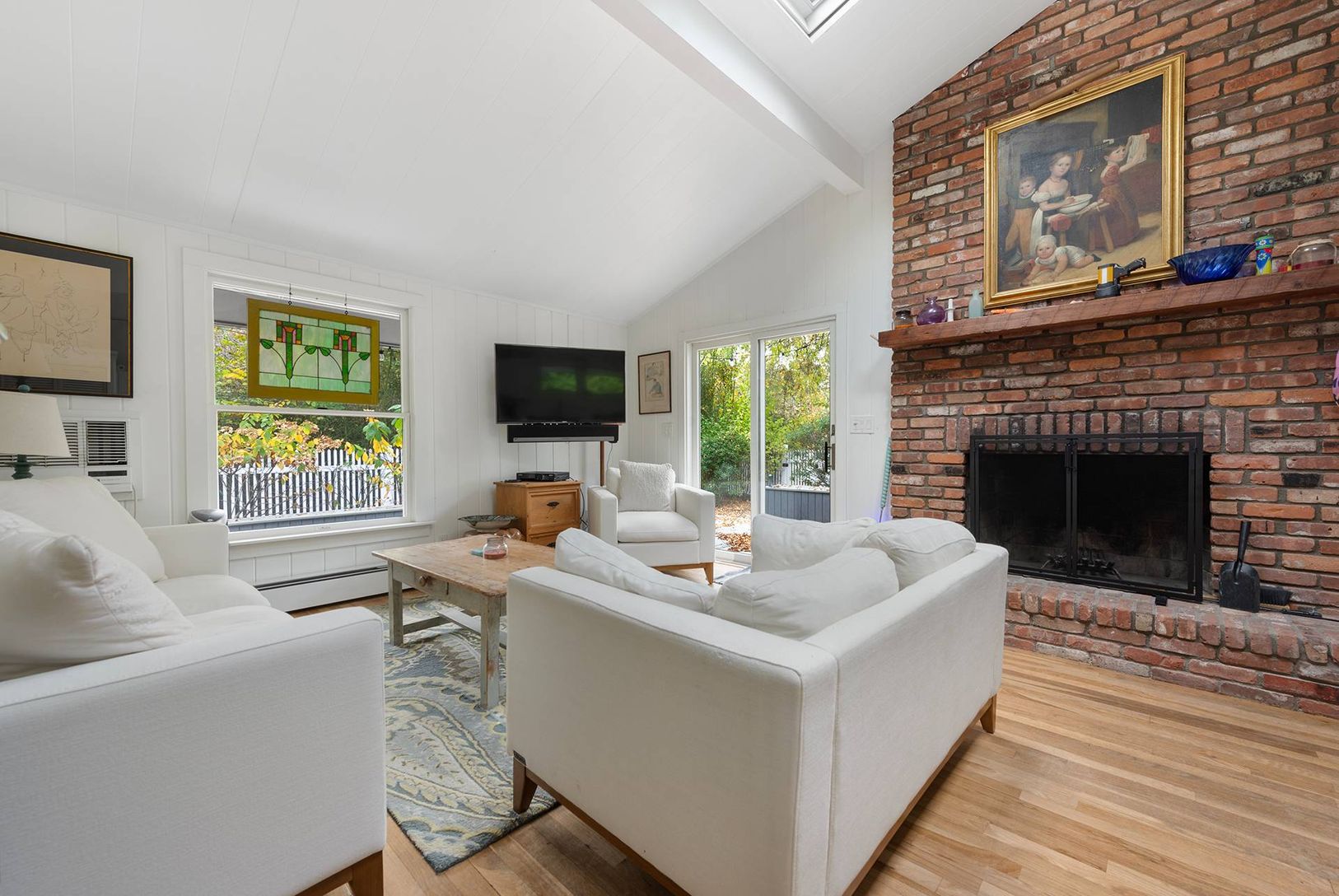  Charming Interiors