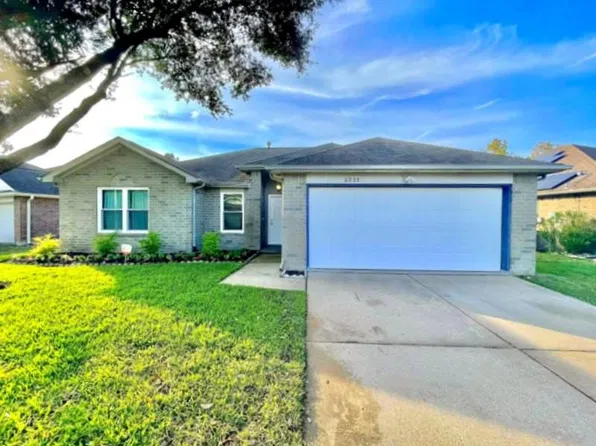 6935 Creek Village Dr, Katy, TX 77449