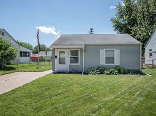 2333 W 11th St, Davenport, IA 52804