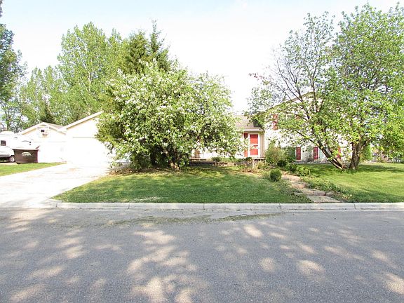 2nd image of 312 9th Ave NE