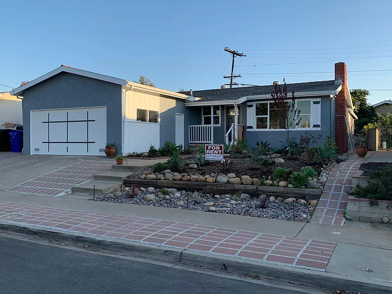7423 Salizar St — Photo 1