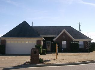 9749 Green Ridge Cv, Arlington, TN 38002