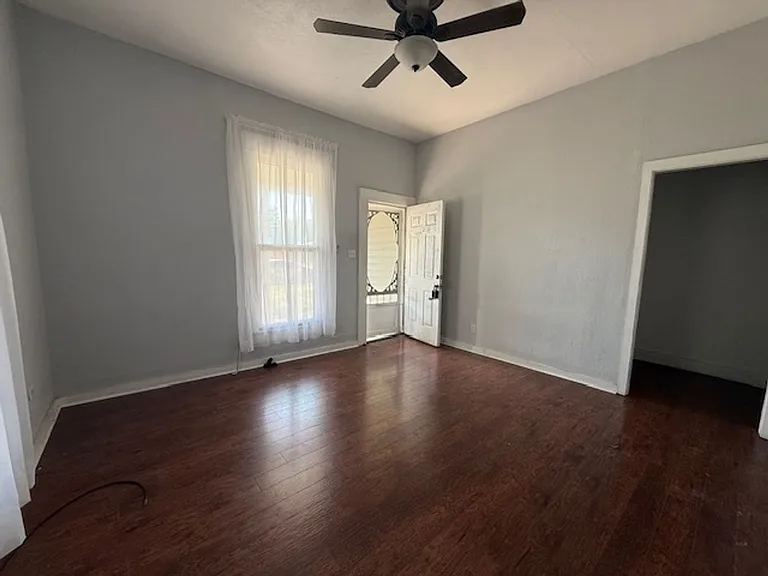 525 Arch St — Photo 3