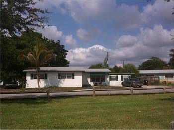 1st image of 1433 Lauderdale Villa Dr