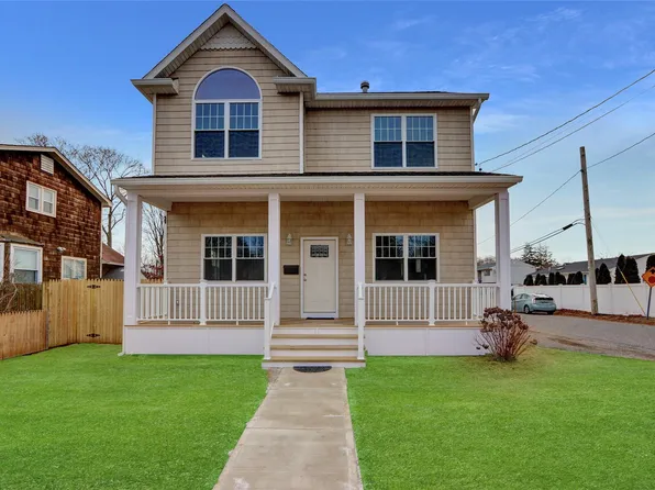 26 Richard Avenue, Islip Terrace, NY 11752