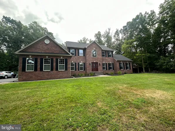 35 Symington Dr, Martinsburg, WV 25404