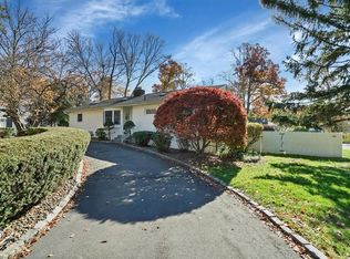 95 New Valley Rd, New City, NY 10956