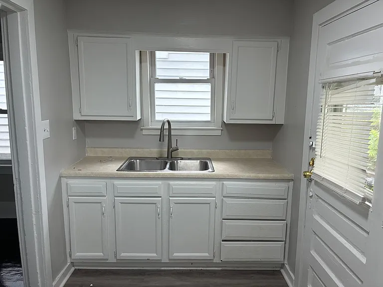 112 Schley Ave — Photo 24