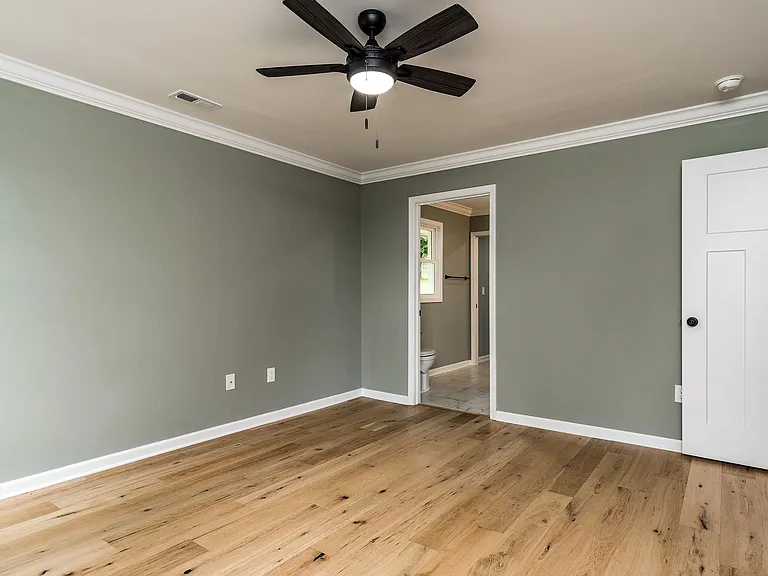 101 McCormick Cir — Photo 15