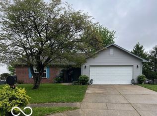 1102 Branifield Ct, Franklin, IN 46131
