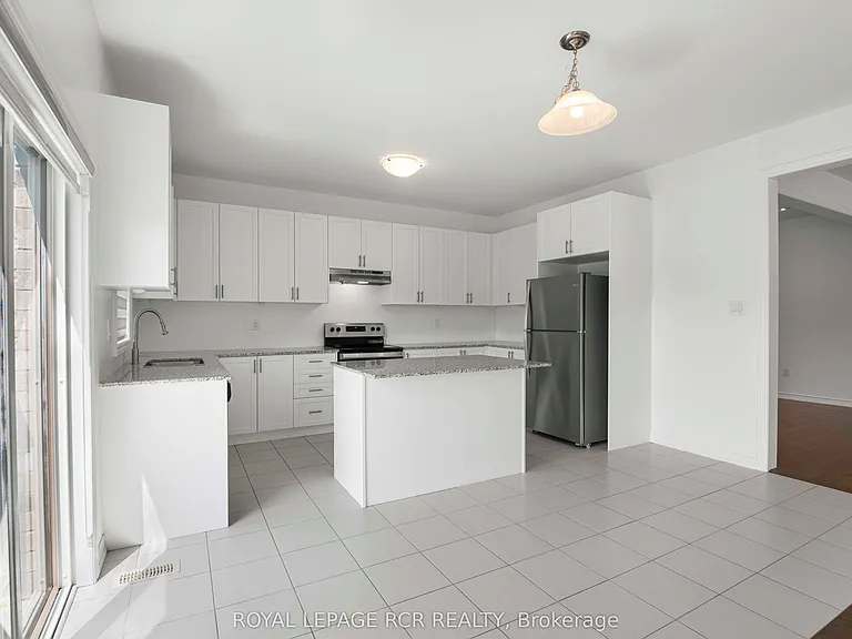 166 Seeley Ave — Photo 24