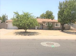 966 N Dakota St, Chandler, AZ 85225