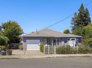 2101 Mesa Way, Santa Rosa, CA 95407