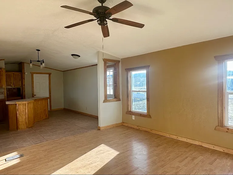 75 Ouray Rd — Photo 3