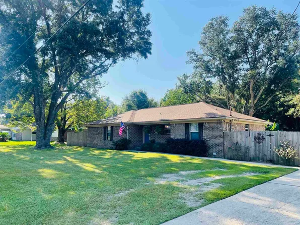 6405 Meadow Field Cir, Pensacola, FL 32526