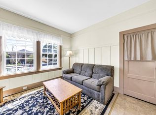 1251 4th St, Monterey, CA 93940