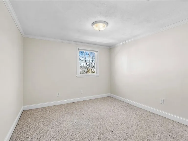8 Captain Cook Ln #U — Photo 23