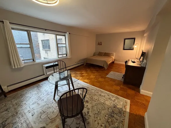 40 Sutton Pl APT 3C, New York, NY 10022