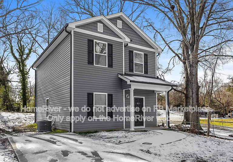 817 Chandler Ave — Photo 2