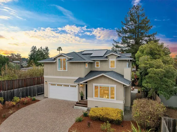 2216 Paul Minnie Ave, Santa Cruz, CA 95062