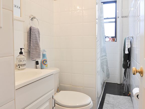5th image of 521 W 122nd St APT 63