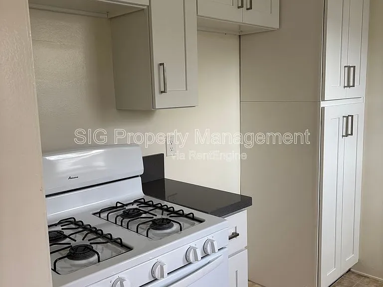 1153 Western Ave #C — Photo 4