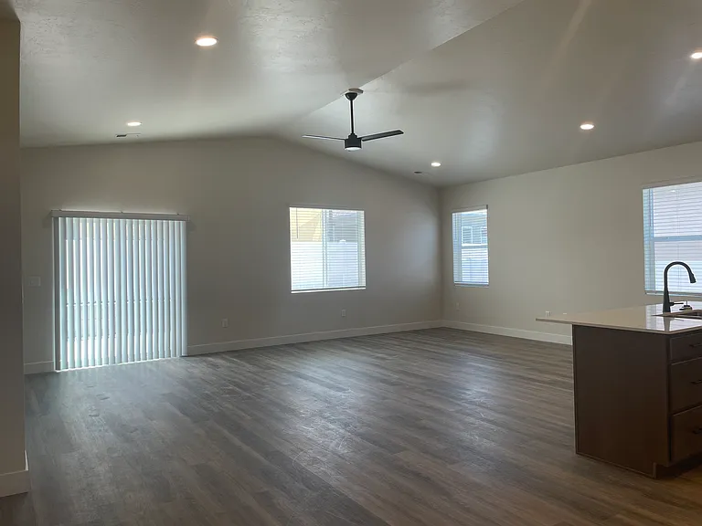 1720 Rusty Rivet Rd — Photo 6