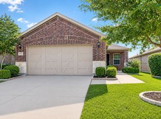 7620 Parade Dr, Aubrey, TX 76227