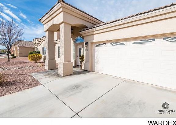 3rd image of 2093 Buena Vista Dr