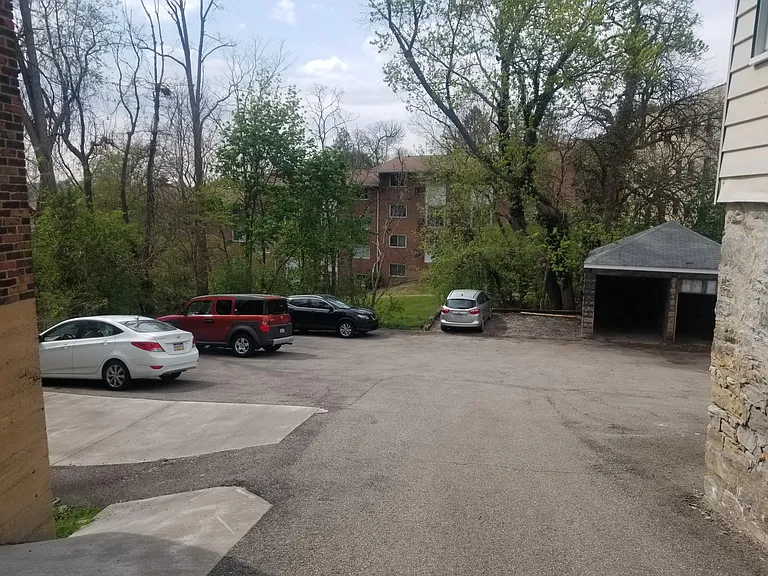 688 Florida Ave — Photo 6