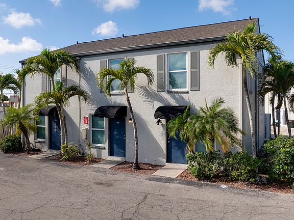 3rd image of 521 Van Buren St #27852