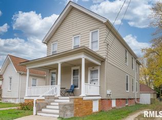 726 E Thrush Ave, Peoria, IL 61603