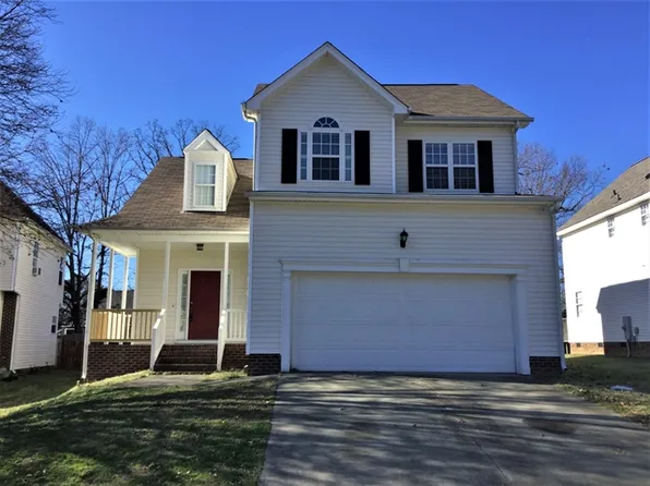 2713 Denbel Cir, Raleigh, NC 27604