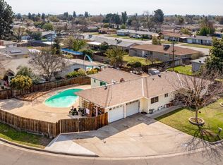 5730 E Siverly Ln, Fresno, CA