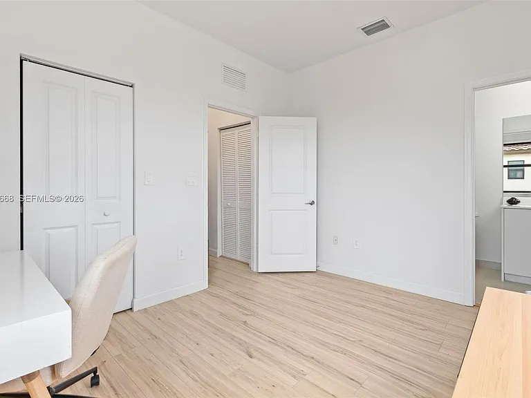 11844 SW 247th Ter #11844 — Photo 16
