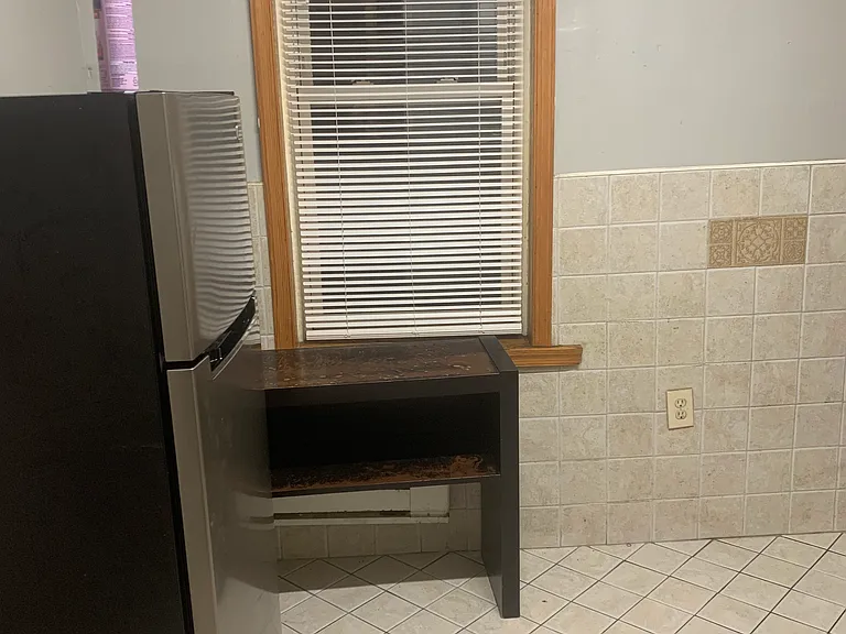 1335 Snyder Ave #3 — Photo 7