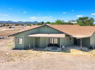 780 W Willow Wind Trl, Paulden, AZ 86334