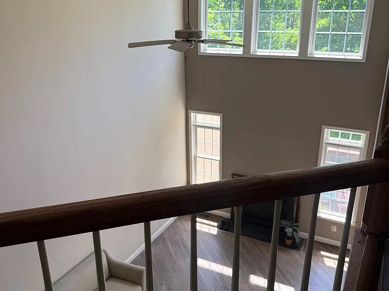 636 Greycliffe Ln — Photo 13