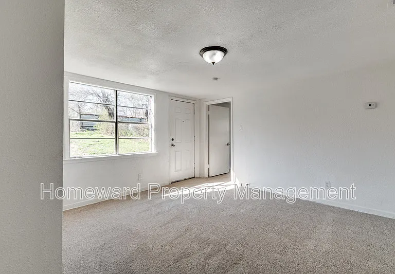 5529 Diaz Ave — Photo 4
