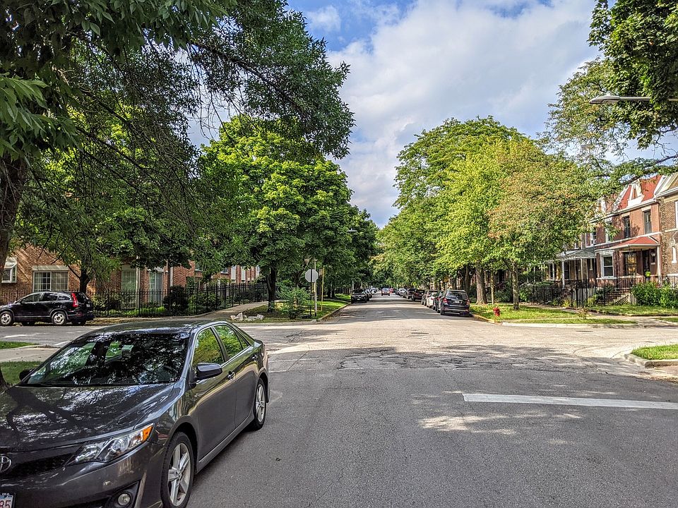 2nd image of 5457 S Ellis Ave #3