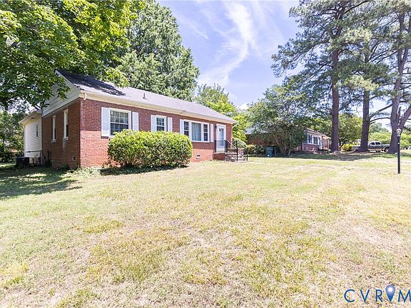 4th image of 1706 Parlow Dr