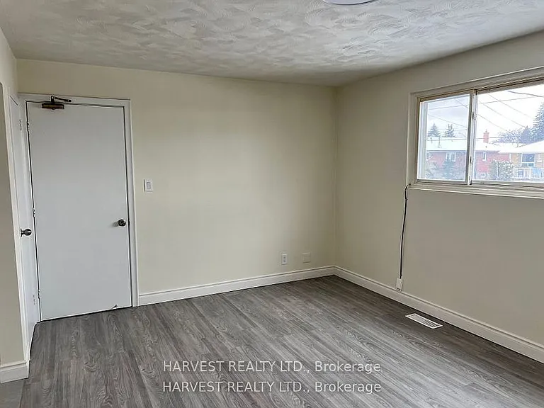 337 Frontenac Ave — Photo 5