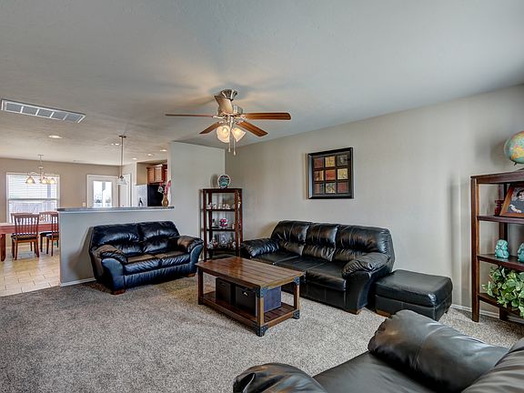 2nd image of 4708 Caleb St