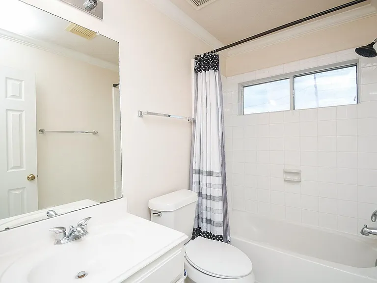 14234 Silver Glade Ln — Photo 18