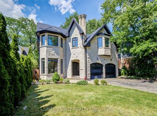 201 Burnhamthorpe Rd, Toronto, ON M9B1Z2