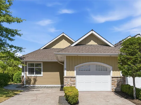 447 Pym St N #24, Parksville, BC V9P 2H9